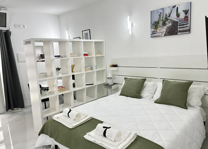 Your Home, Two Steps From The Sea *