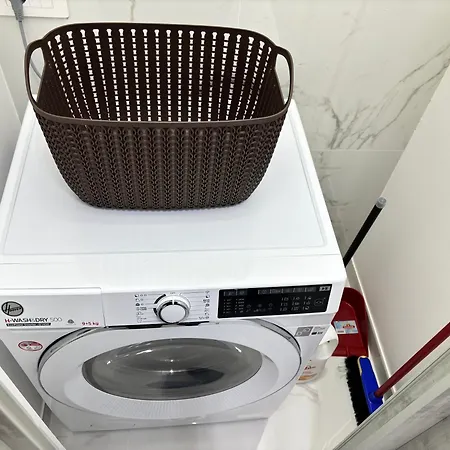 Your Home, Two Steps From The Sea Apartmán *